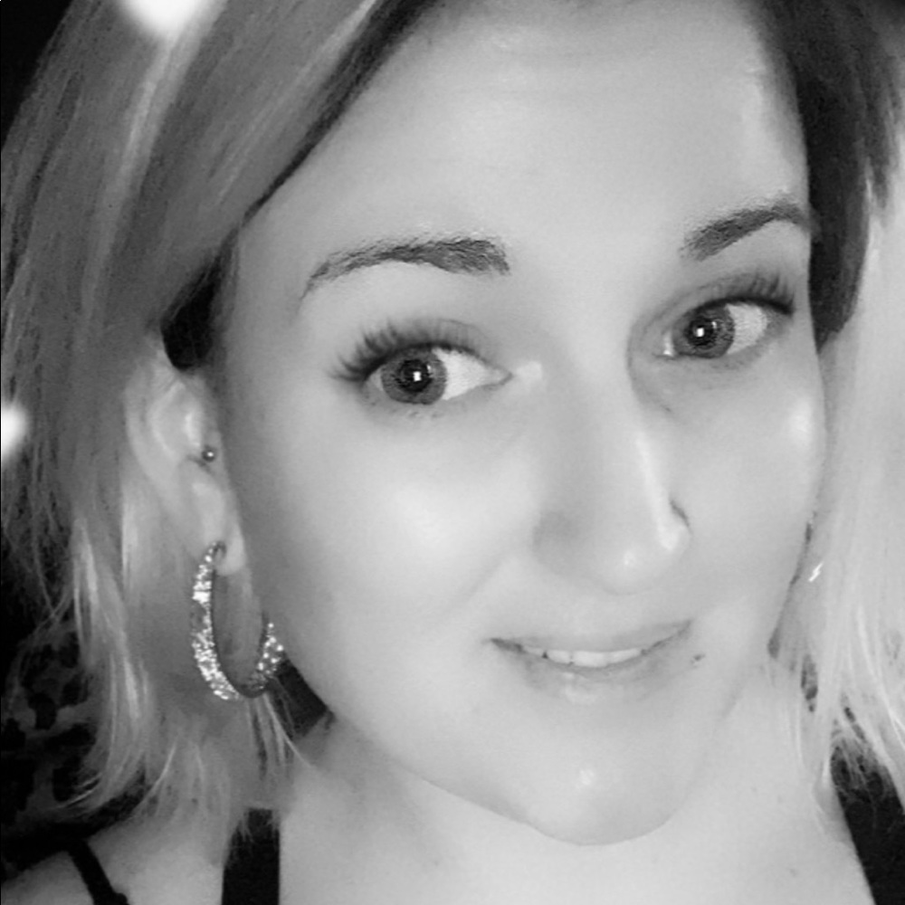 Meet your Posher, Brittany
